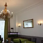 Ξενοδοχείο Savoy 2*
