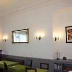 Ξενοδοχείο Savoy