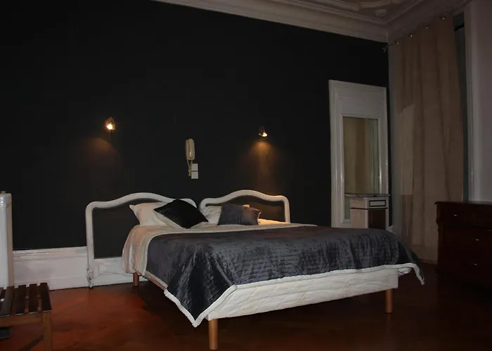 Savoy إيكس ليه با